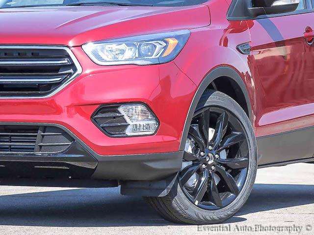 Ford Escape 2017 photo 2